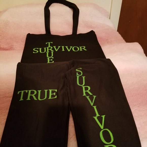 Tote bag and tights - Picture 5 of 8